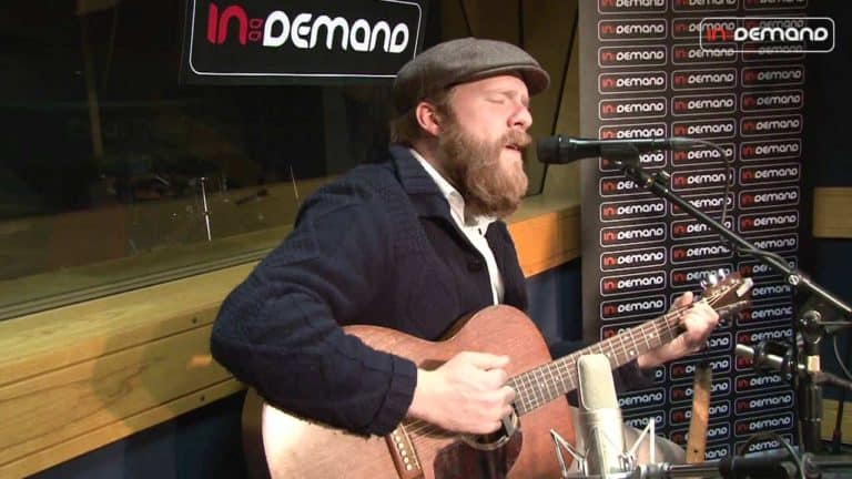 Alex Clare - Too Close (Live Session) photo