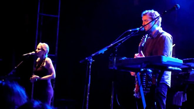 Concert d'Anathema, Anneke Van Giersbergen et Petter Carlsen à l'Elysée Montmartre photo